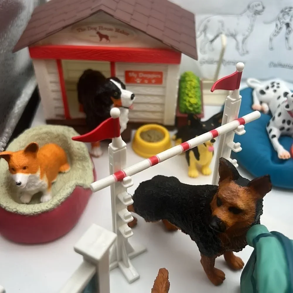 Keenway dog figures